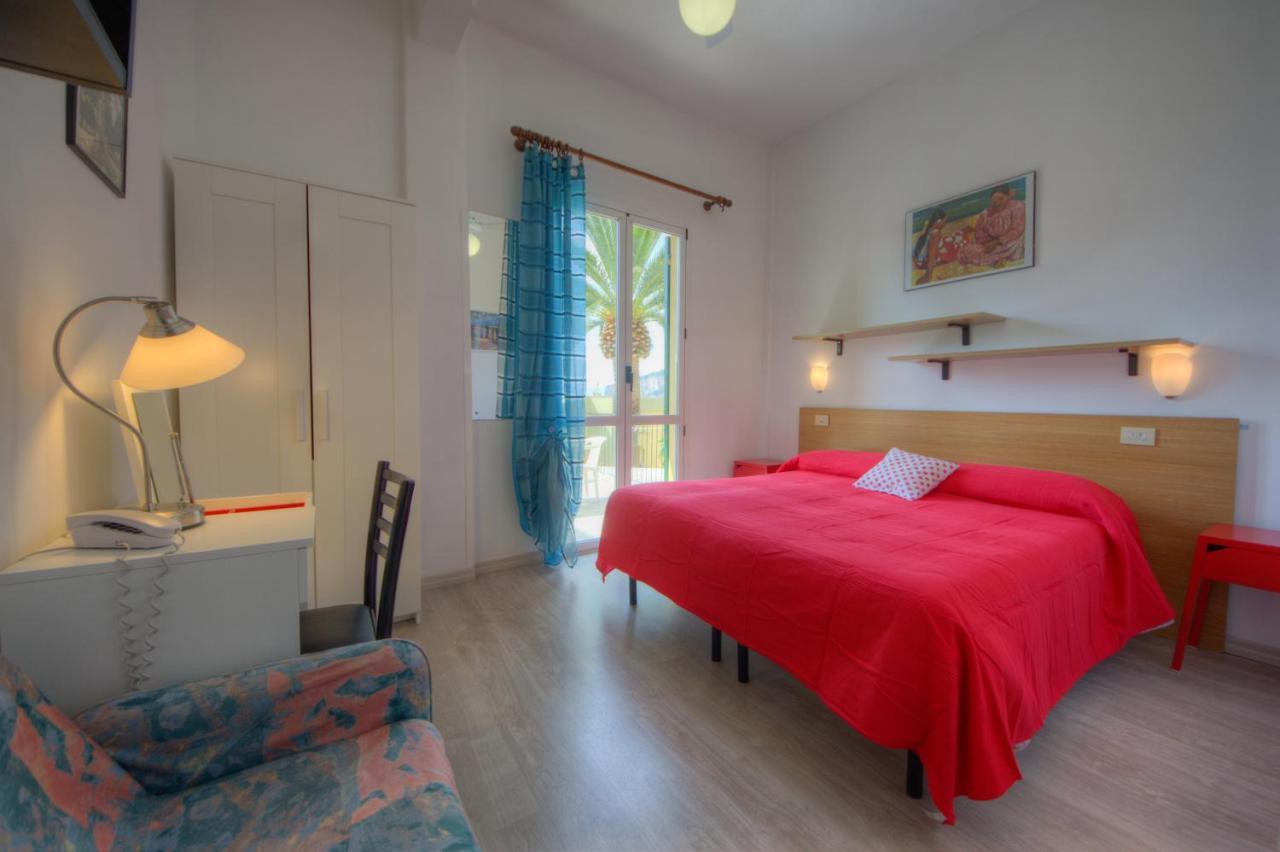 Hotel Deutsche Familien Finale Ligure Luaran gambar