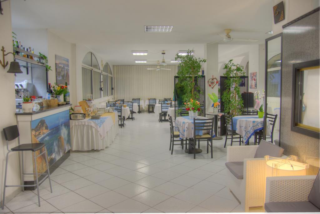 Hotel Deutsche Familien Finale Ligure Luaran gambar