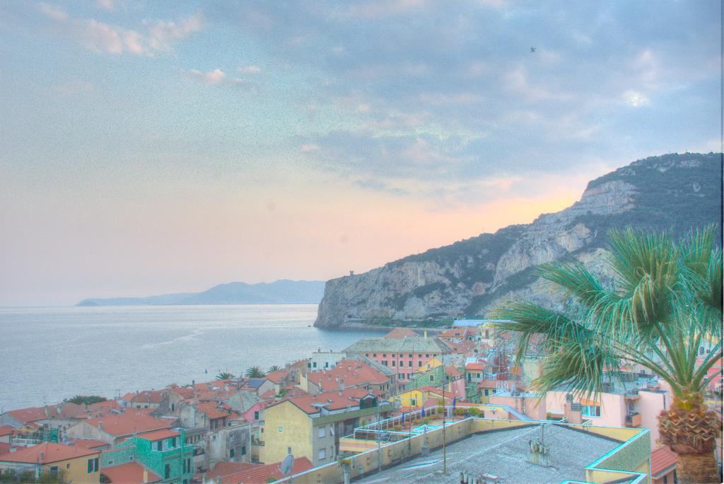 Hotel Deutsche Familien Finale Ligure Luaran gambar