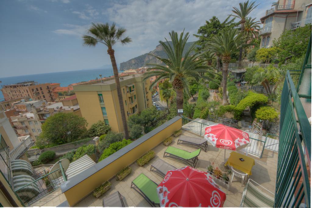 Hotel Deutsche Familien Finale Ligure Luaran gambar
